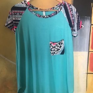 Boutique tee! NWT Lillypad small